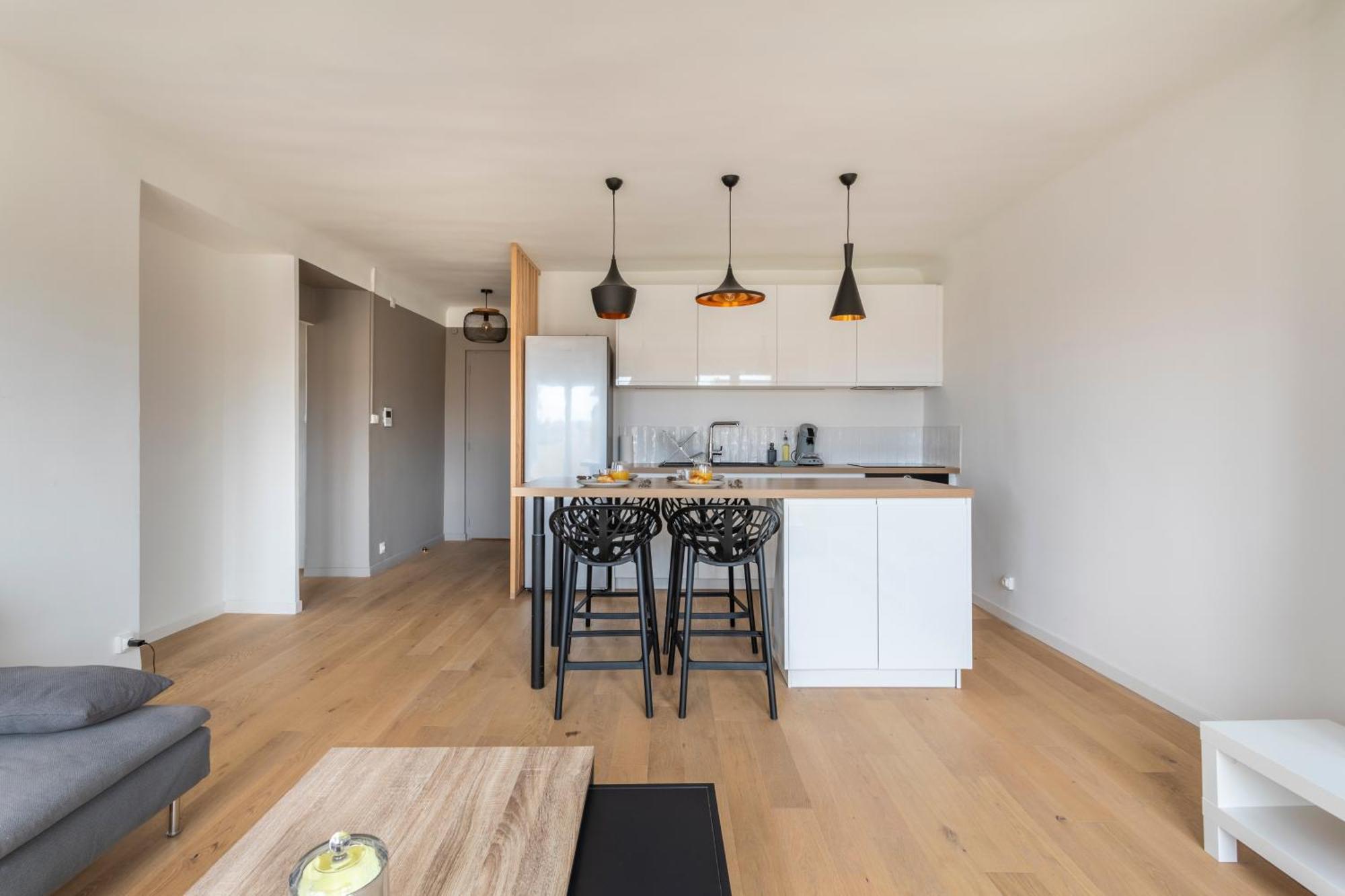 T3 Renove Avec Terrasse Et Vue * Aix-en-Provence
